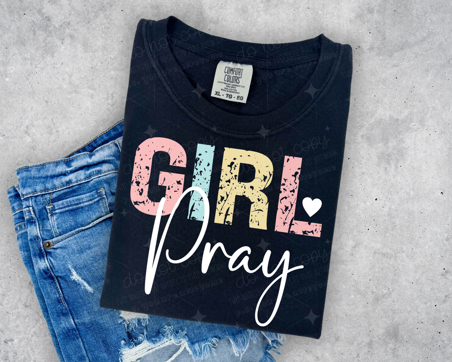 GIRL PRAY WHITE - DTF TRANSFER