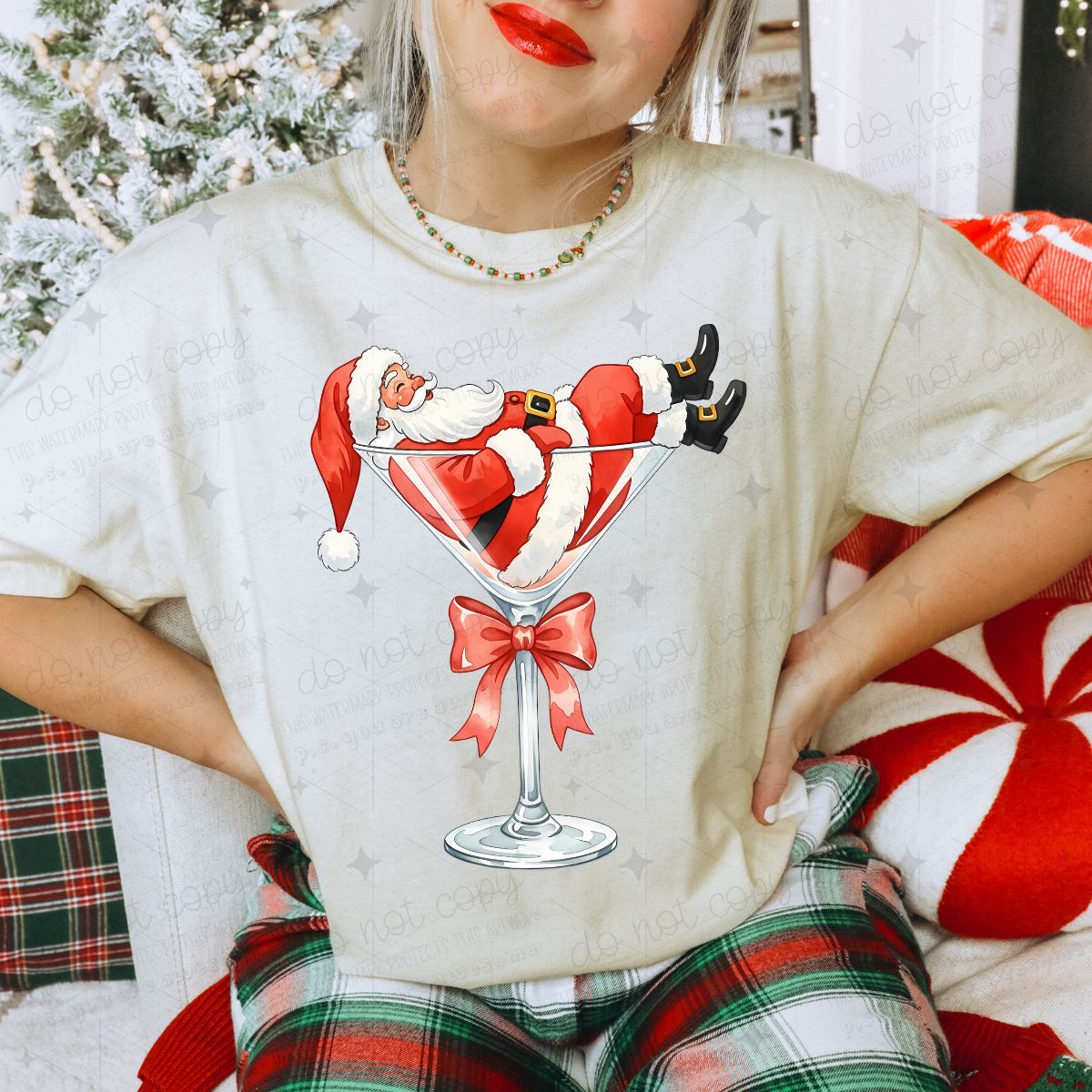 COQUETTE SANTA IN A MARTINI GLASS - DTF TRANSFER