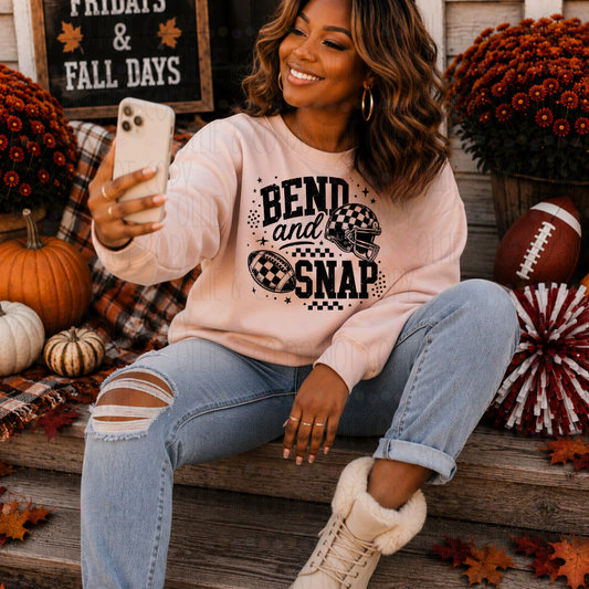 BEND AND SNAP FOOTBALL - DTF TRANSFER