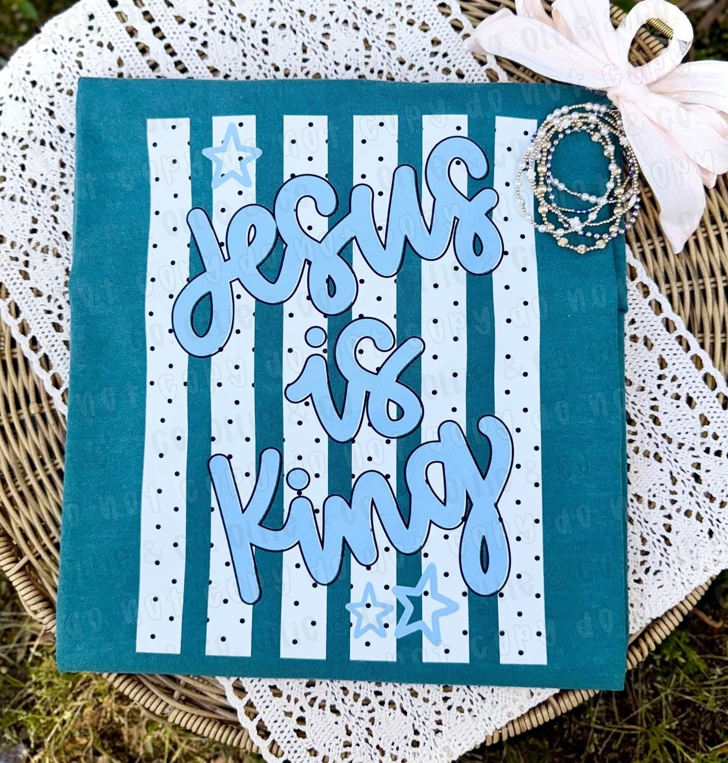 JESUS IS KING - DTF TRANSFER