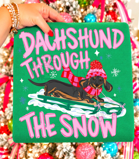 BROWN AND BLACK DACHSHUND THROUGH THE SNOW - DTF TRANSFER